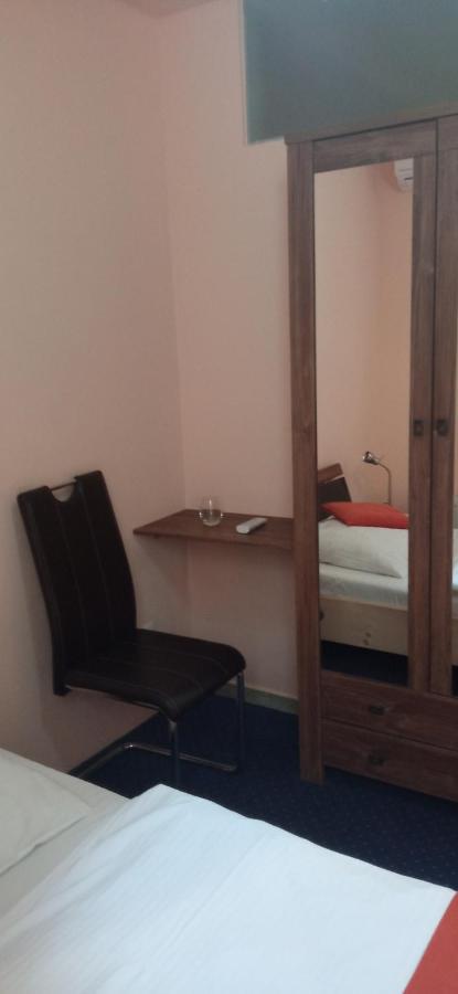 فندق Penzion Gremium براتسيلافا المظهر الخارجي الصورة